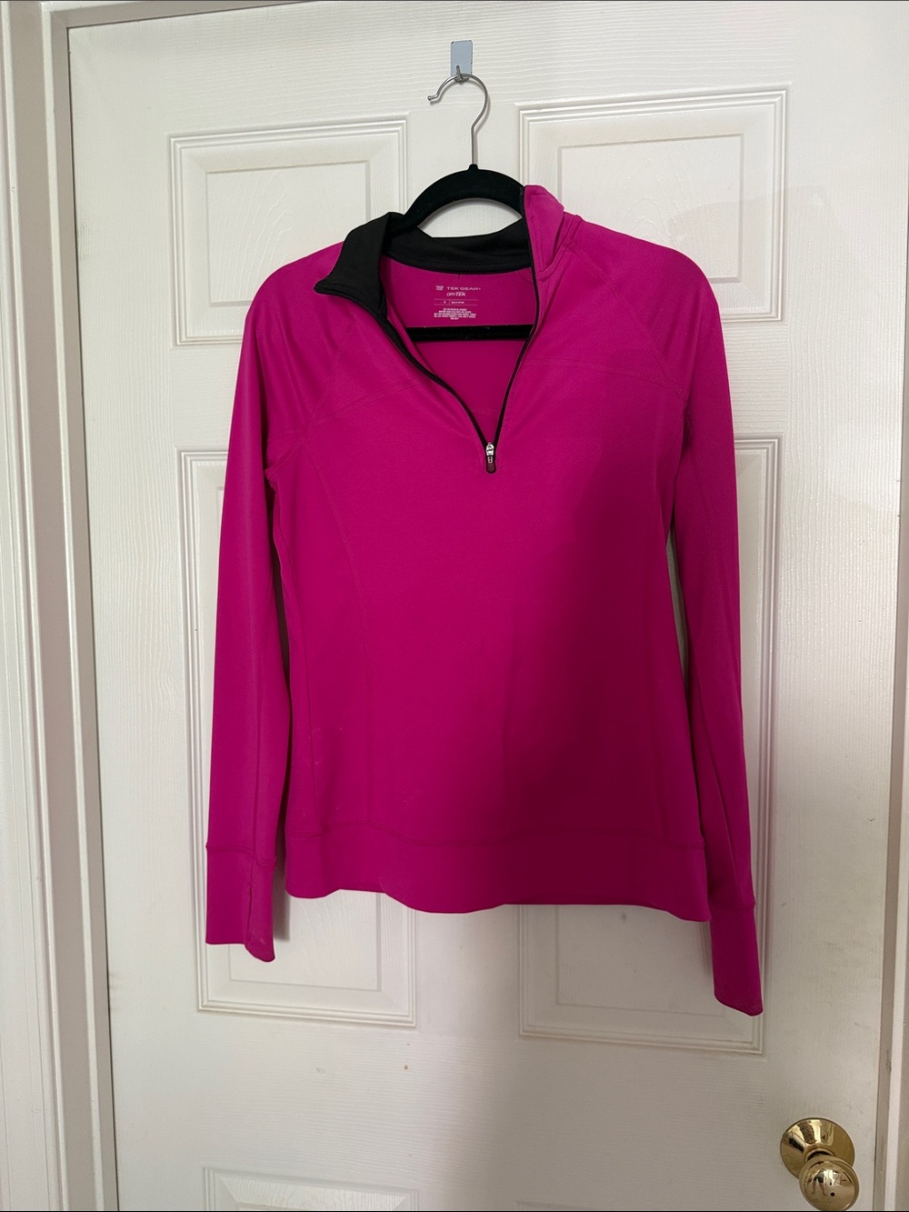 tek gear Magenta Quarter-Zip Pullover with Black Trim